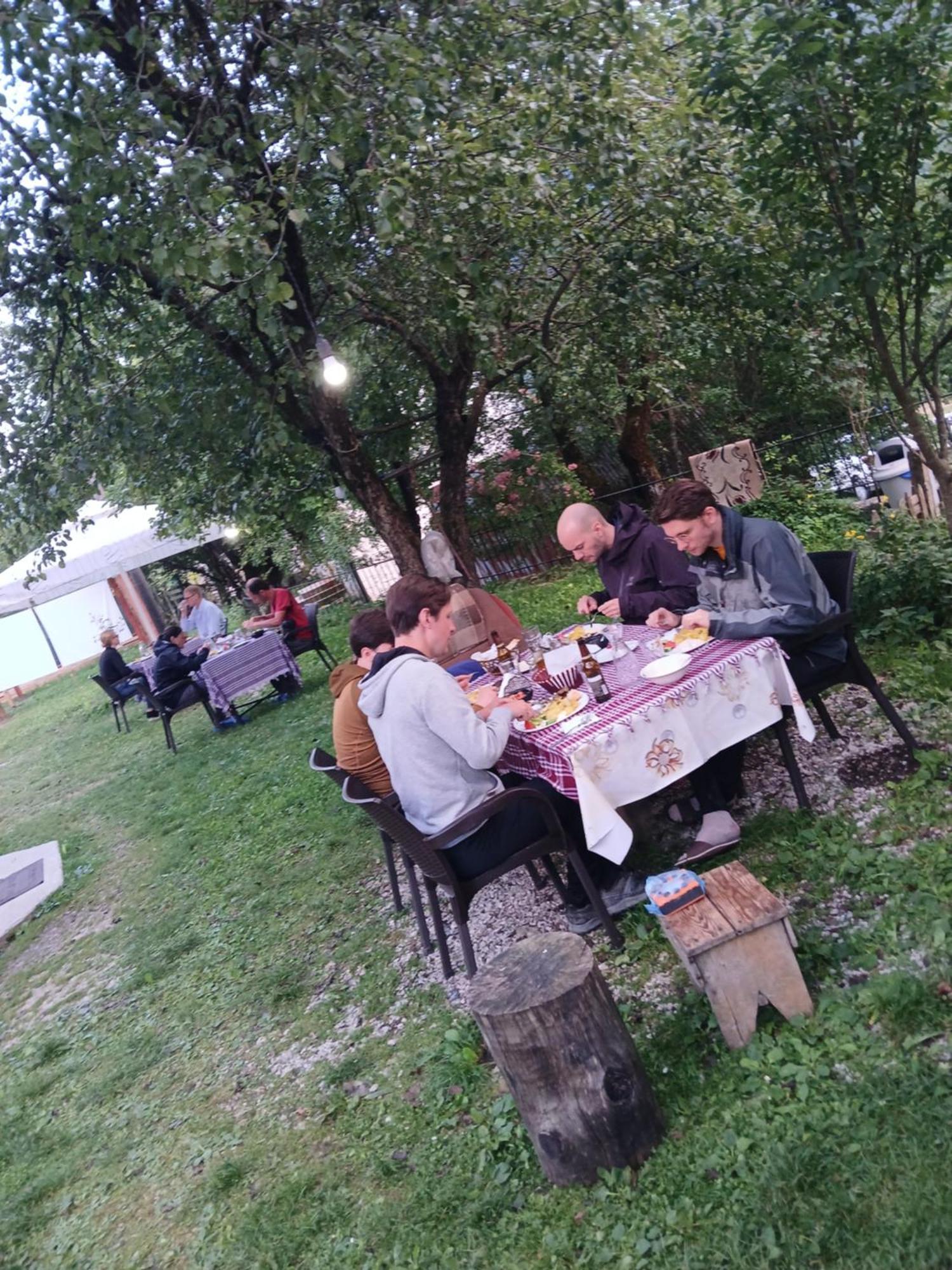 Bujtina Milani Acomodação com café da manhã Shkodër Exterior foto